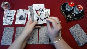 ЧТО ОН ДУМАЕТ и ЧТО ОН ГОВОРИТ о ВАС Таро Онлайн Светлана ВЕДА