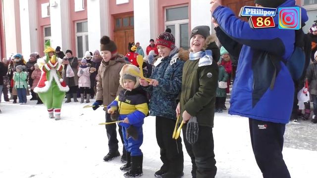 Игра на ложках. "День рождения Деда Мороза" 20.11.21 ГДК смотреть онлайн