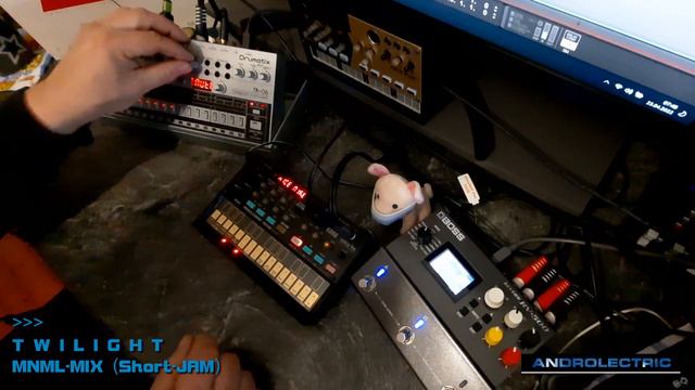 VOLCA FM & TR-06 | DUB-TECHNO | DAWless Jam | TWILIGHT (MNML MIX) | ROLAND | KORG | BOSS RV-500 смотреть онлайн