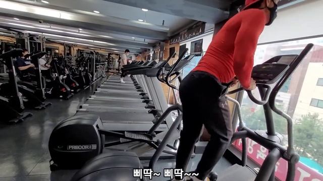 스텝퍼로 엉덩이 박살내기!!!