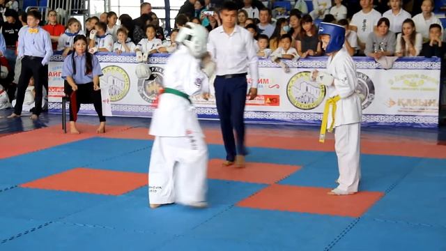 Чемпионат г Семей по шинкиокушинкай 27 10 2019 Сайранов Роман 1 бой смотреть онлайн