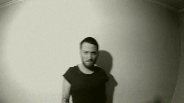 Short tales of booze and modern art смотреть онлайн