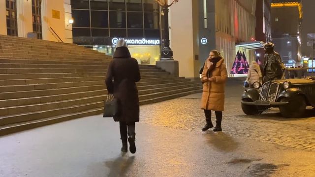 Михайлова Екатерина, перформанс «Возьмите, пожалуйста.» смотреть онлайн