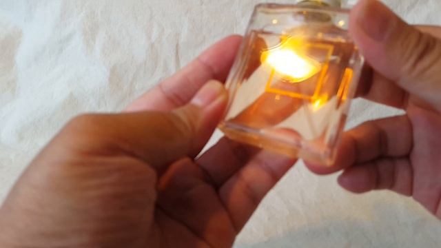 COCO MADEMOISELLE by CHANEL | An Honest Review... смотреть онлайн