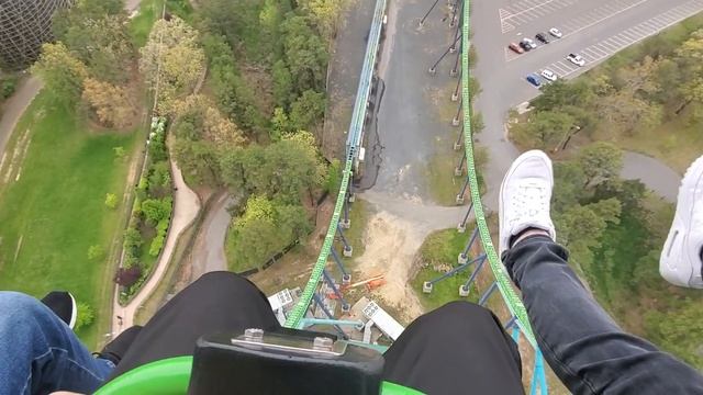 Six Flags Great Adventure ( New Jersey ) - Zumanjaro: Drop of Doom смотреть онлайн