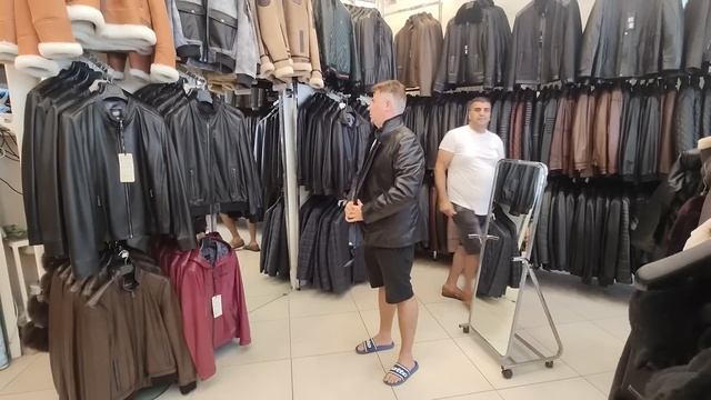 ?ТУРЕЦКАЯ КОЖА МАГАЗИН - ПРИМЕРКА! Хорошие цены и красивые НОВЫЕ МОДЕЛИ Кемер Гейнюк смотреть онлайн