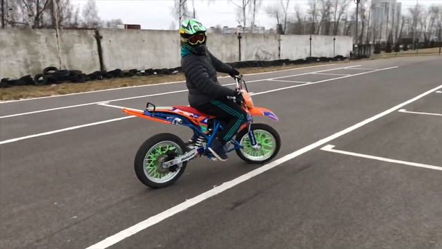 Motoland Stunt ?? тест проходить отлично !