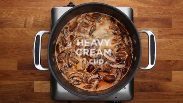 One-Pot Creamy Mushroom And Chicken Pasta смотреть онлайн