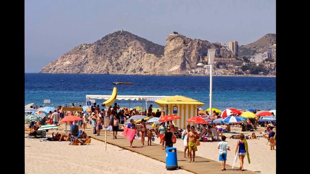 Benidorm- El Ciudad Que No Duerme Nunca. Бенидорм, который никогда не спит
