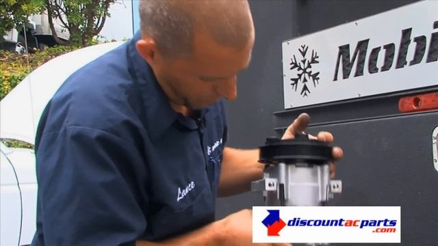 AC Compressor Oil смотреть онлайн
