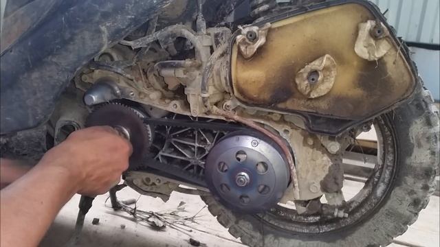 Грязевая кросовая резина ,на мопеде последствия ,  ремонт !