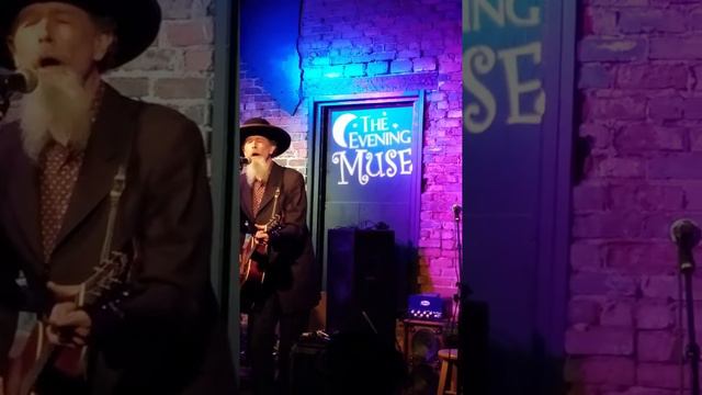 Walter Parks at Evening Muse смотреть онлайн
