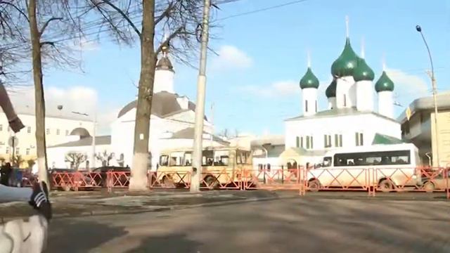 Футболисты Rebels поздравили жительниц Ярославля с 8 марта смотреть онлайн