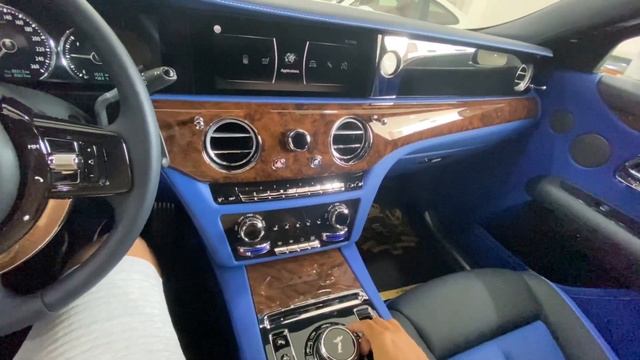 2022 Rolls Royce Ghost Extended Wheelbase Walkaround | Interior + Exterior !!! (LSCR) смотреть онлайн