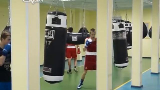 Окружной школе бокса пять лет: смотреть онлайн