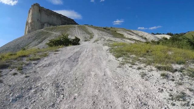 [ 4K ] Видео. Крым. Белая скала. Ак-Кая, ( Crimea.White Rock ) 16 июня 2022. смотреть онлайн