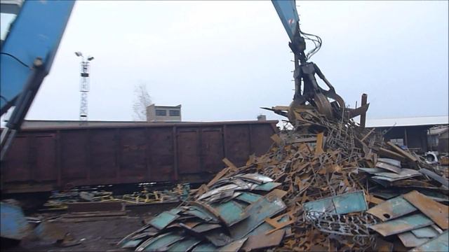 TEREX FUCHS MHL 350 - práce v kovošrotě смотреть онлайн