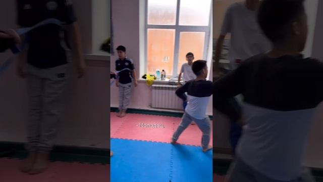 Работа с борцовским жгутом. Школа по дзюдо в Астане ORTUS.KZ, тренер Пак Сергей Александрович. смотреть онлайн