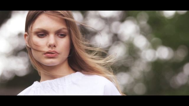 VOGUE September Issue Starring Annika Krijt смотреть онлайн