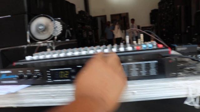 Effect VOCAL ALESIS Microverb 4 Kirim Ke Malang