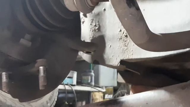 Джетта 6, снятие рулевой рейки смотреть онлайн