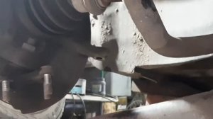 Джетта 6, снятие рулевой рейки