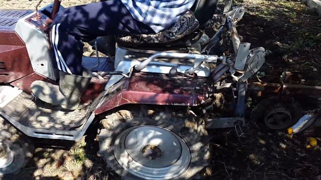 минитрактор КМЗ-012 вспашка 1 смотреть онлайн