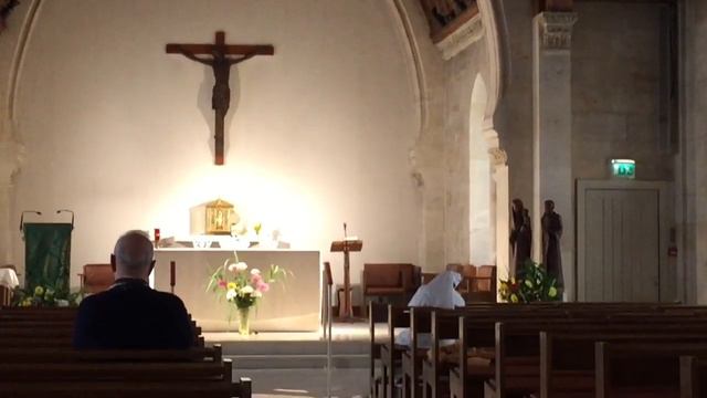 202.Франция.Прогуляйтесь со мной в дом для престарелых и в Жардиленд смотреть онлайн