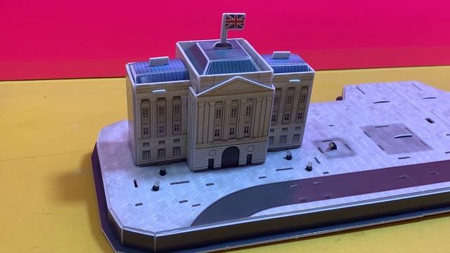 DIY Craft Instruction 3D Puzzle Cubicfun LONDON With LED