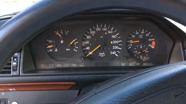 Запуск 111.940 w124 Mercedes смотреть онлайн