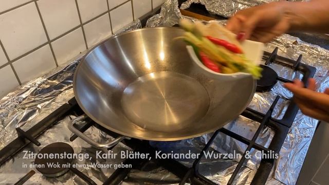 Tom Yum Gung (köstliche Thailändische Kokossuppe Mit Pilzen Und Scampis) (Folge 29)