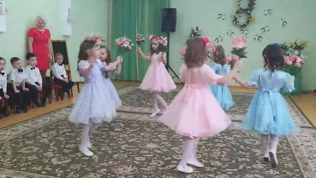 Утренник 3 марта (13 группа) смотреть онлайн