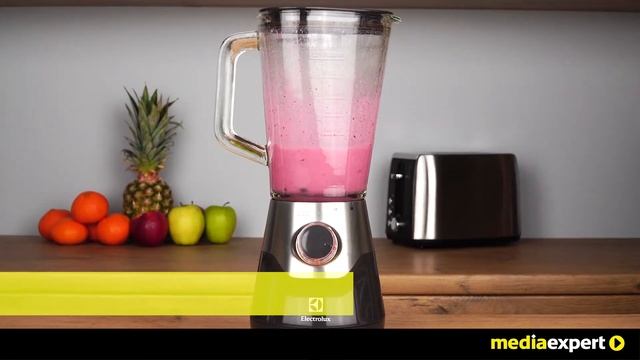 Blender kielichowy ELECTROLUX ESB 5700BK смотреть онлайн