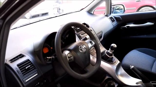 Toyota Auris 2010 Interior And Exterior