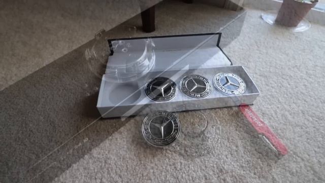 Floating Mercedes Wheels Caps like a Rolls Royce! смотреть онлайн
