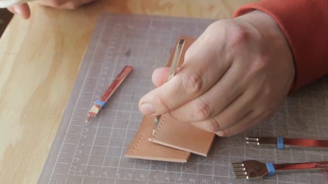 How to Start Leather Crafting смотреть онлайн