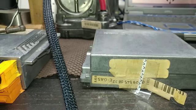 Mercedes SL500 throttle repaired. Bench test смотреть онлайн