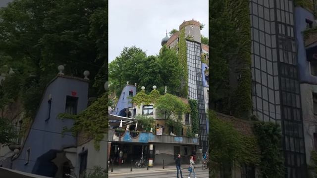 Дом Хундертвассера, Вена смотреть онлайн