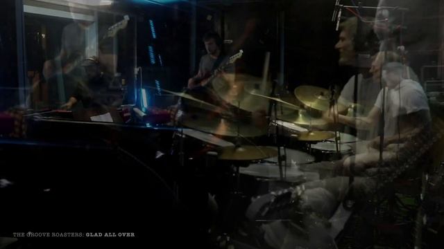 THE GROOVE ROASTERS: GLAD ALL OVER смотреть онлайн