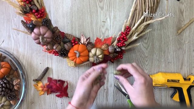 Осенний венок на дверь из природных материалов //Fall wreath 2020/ Decor смотреть онлайн