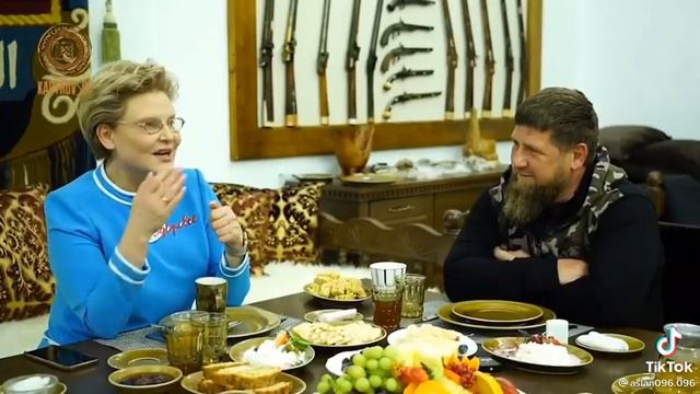 МАЛЫШЕВА В ГОСТЯХ У КАДЫРОВА смотреть онлайн