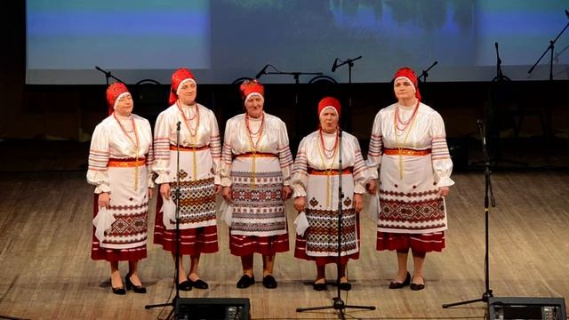 «В огороде верба рясна» смотреть онлайн