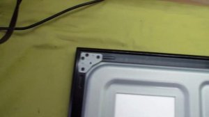 Разобрать телевизор Sony Bravia KDL - 32W653A . Необычная конструкция.