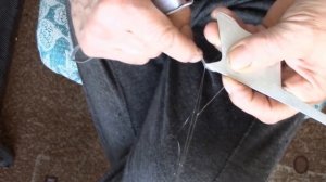 Вяжем косынку из лески на спецпланке узел шкотовый