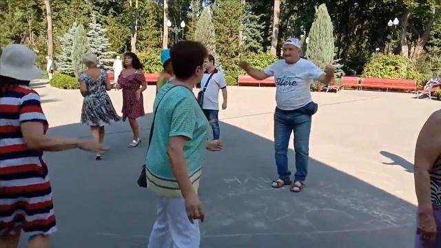 ?А ПЕРВОЕ СЛОВО ?ДОРОЖЕ ВТОРОГО???? смотреть онлайн