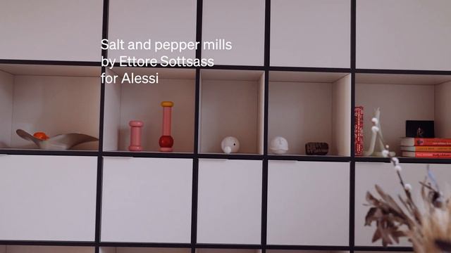 The Design Museum’s Head Curator At Home смотреть онлайн