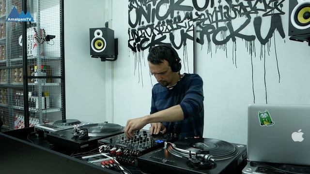 #064 Reverse Universe - X3 Mix @ Unick смотреть онлайн