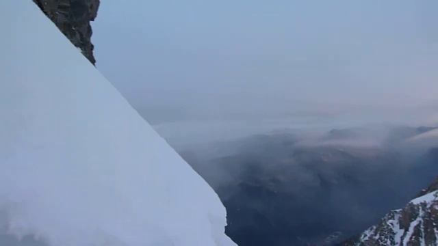 8-5, Rif. des Cosmiques- Mont Blanc (1).MOV смотреть онлайн