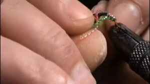 Уловистая мушка на окуня. Безмотылка.