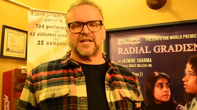 Audiences React to Radial Gradient! смотреть онлайн